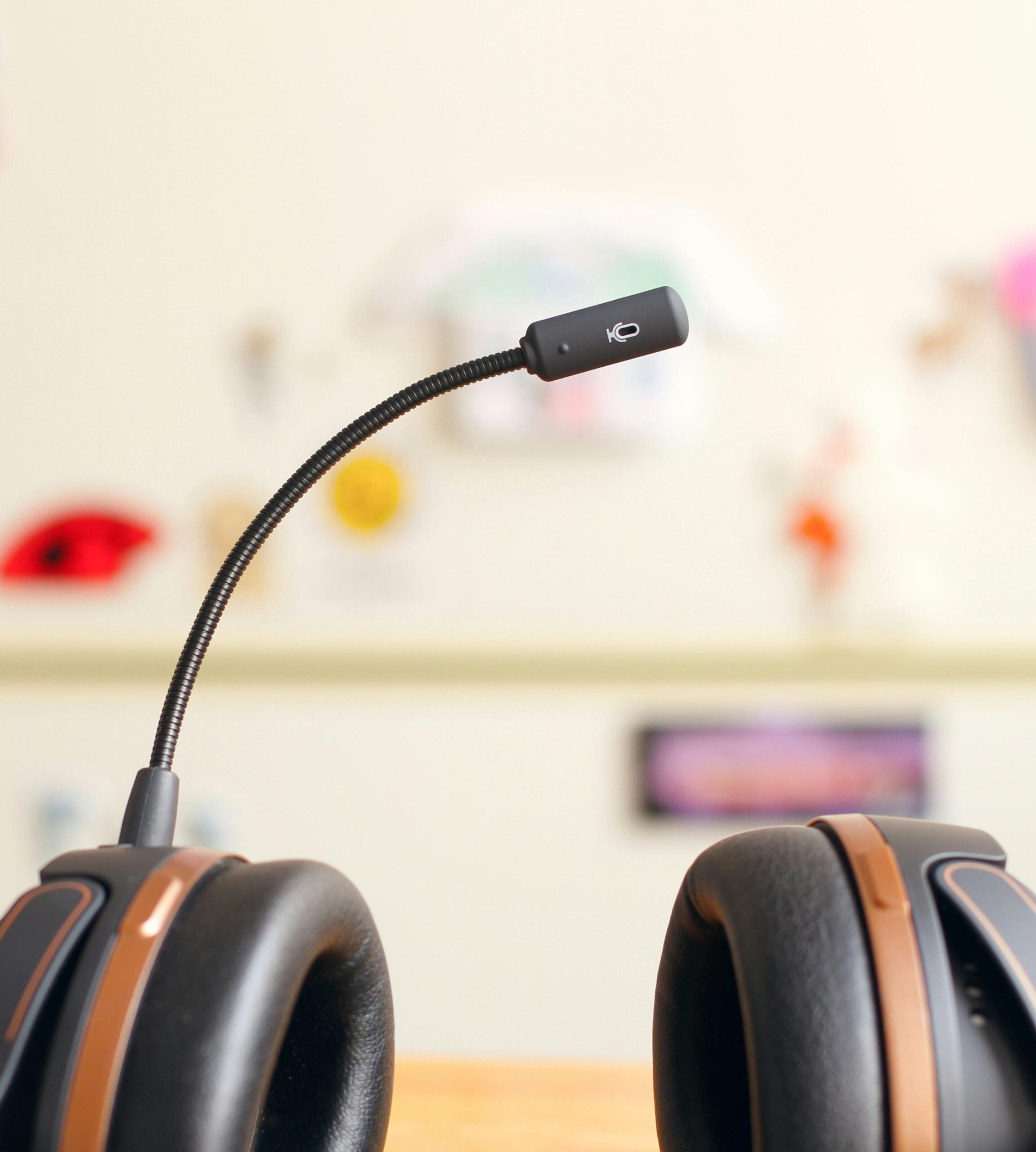 Customer service team providing live chat and voice support for global clients.